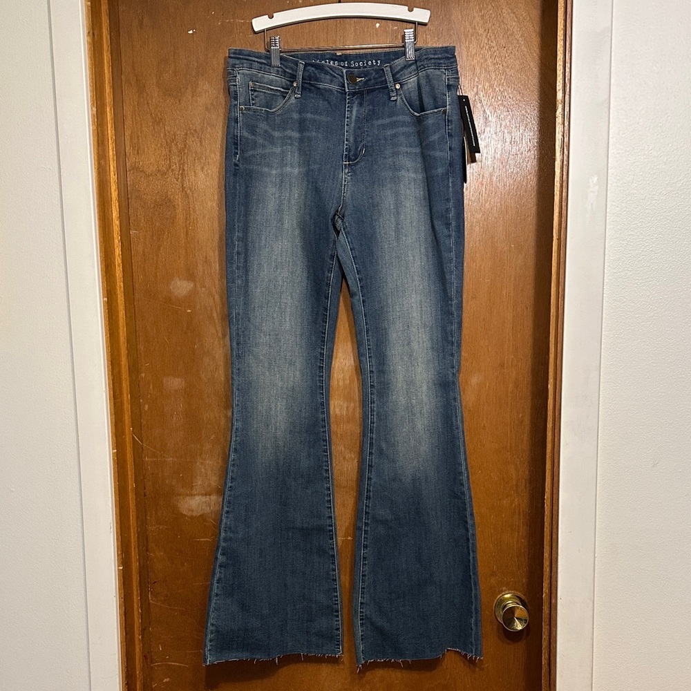 NWT Articles of Society Women's Flare Jeans in Medium Wash